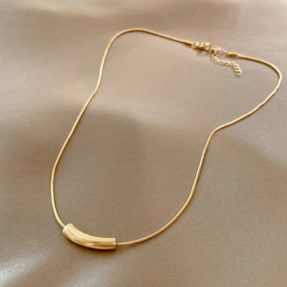 Women Stainless Steel Pendant Necklace - Picture 2 of 6